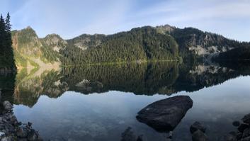 DSC01723_IMG_2546 Marmot Lake Panorama